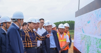 Phó Thủ tướng Trần Hồng Hà kiểm tra tiến độ 2 dự án hạ tầng trọng điểm