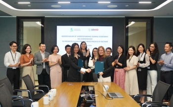 Standard Chartered và USAID hỗ trợ tài chính xanh cho phát triển năng lượng sạch tại Việt Nam