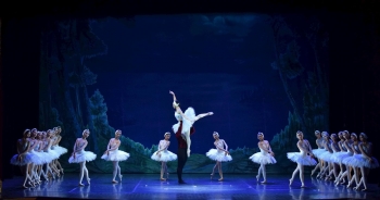 Vở ballet 'Hồ Thiên Nga' tái công diễn tại Hà Nội sau 5 năm