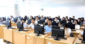 TP HCM được thí điểm tự quyết định mức tiền lương từ ngày 1/8